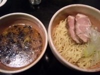 「つけそばM（麺量300g） 850円」@麺 まがりの写真