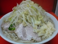 「小ラーメン（ニンニクマシ）650円」@ラーメン二郎 神田神保町店の写真