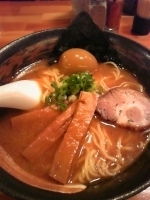 「味玉らーめん 850円」@瞠 池袋店の写真