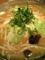 「野菜味噌ラーメン（￥800）」@越後秘蔵麺 無尽蔵 せんだい家の写真