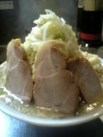 「塩ラーメン（￥700）+ヤサイニンニク」@らーめん大 蒲田店の写真