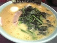 「醤油豚骨らーめん中盛り&味玉&うずら卵」@横浜家系ラーメン 壱蔵家の写真