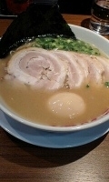 「チャーシュー麺（粉落とし） 味玉」@九州ラーメン つばめ軒の写真