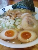 「濃厚味噌らーめん830円+味玉（サービス）」@らーめん むつみ屋 門前仲町店の写真