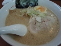 「源太らーめん大盛」@らーめん源太 駅前館の写真