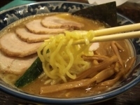 「中華そば大650円+チャーシュー250円」@麺彩房 西日暮里店の写真