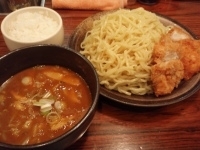 「【期間限定】カレー味 チキンカツつけ麺（特盛）+小ライス」@つけ麺 大臣の写真