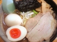 「醤油らーめん+たまご」@双喜の写真