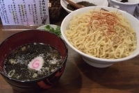 「黒味噌つけ麺（3玉）+柚子三つ葉」@煮干しらーめん 四代目 玉五郎 鶴橋店の写真