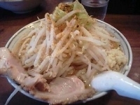 「味噌らーめん大盛（野菜普通+にんにく） 730円」@らーめん 基乃の写真