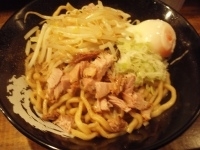 「あぶらSOBA（300g）+温玉」@たいふう 2号店の写真