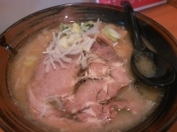 「味噌らぁめん ￥800」@爆じゅう餃子 餃点の写真