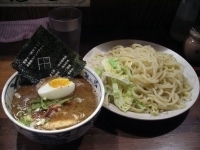 「つけそば（多め、野菜）+ちゃーしゅー（￥700+300）」@麺 池谷精肉店の写真