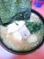 「ラーメン+味玉（麺固め）」@ラーメン杉田家の写真