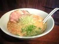 「醤油ラーメン」@らーめん屋 歩いていこうの写真