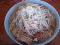 「小ラーメン（ヤサイダブル・ニンニク）（600円）」@ラーメン二郎 亀戸店の写真