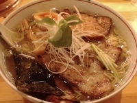 「塩ラーメン（麺かため）￥600+チャーシュー￥100」@麺や 松の写真