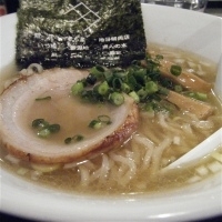 「煮干鶏そば（白）（ゲリラ限定￥750）」@音麺酒家 楽々の写真