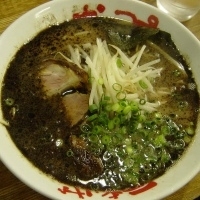 「ラーメン 700円（麺カタメ）」@なんつッ亭 弐 品川店の写真