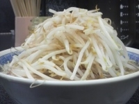 「正油豚二枚（刻み玉ねぎ）￥600」@らうめん さぶ郎の写真