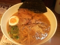 「炙りチャーシュー汐留らーめん」@汐留らーめんの写真