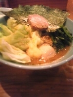 「味玉+キャベツ（麺堅+濃さ普通+脂少なめ」@横浜ラーメン 武蔵家 大井町店の写真