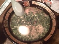 「らーめん+青ネギ+半熟ゆで卵（950円）」@一蘭 池袋店の写真