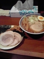 「ラーメン+全部のせ」@麺屋 律の写真