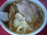 「手打ちラーメン600円」@一品香 駅南店の写真