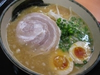 「にんたまラーメン味噌¥550」@にんたまラーメン 将軍 日光店の写真