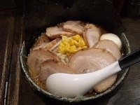 「特みそこってりらーめん+大盛+チャーシュー」@らーめんダイニング ど・みそ 京橋本店の写真