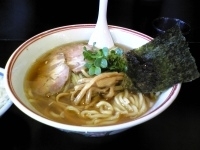 「醤油ラーメン」@あぢとみ食堂の写真