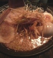 「ネギ味噌ラーメン+チャーシュー（1枚）+味玉」@ニューラーメン専門店 玄屋の写真