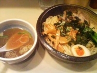 「まぜそば 大盛り（無料） スープ付き」@オリきんの写真