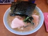 「チャーシューメン（麺硬め）」@横浜らーめん 寿三家の写真