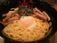 「油そば+半熟卵」@東京油組総本店 渋谷組の写真