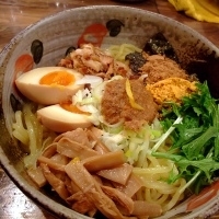 「油そば+小ライス」@中華そば 椿の写真