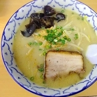 「塩らーめん 750円」@波（シー）の写真