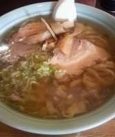 「醤油ラーメン」@榮ラーメンの写真