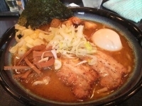 「らーめん（全部のせ）+大盛」@大黒屋本舗 春日部店の写真