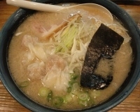 「元○ワンタンメン、餃子」@九州らーめん もとまるの写真