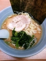 「ラーメン（麺固め）」@横浜ラーメン 武蔵家 日吉店の写真