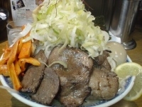 「牛タン塩らーめん大盛り（3月限定） 850円」@本家大黒屋本舗 平井店の写真