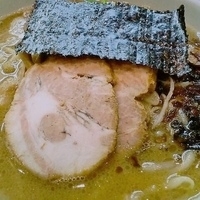 「特製鶏白湯正油 940円」@麺ぽーかろぅの写真