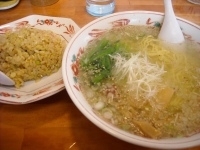 「塩ラーメン チャーハンセット￥830」@めんや 梟の写真