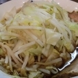 豚野菜そば（680円）