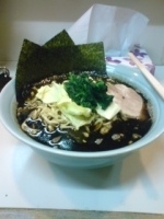 「ラーメン中 マー油入り 麺固め 700円」@横浜ラーメン庄家の写真