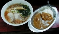 「ラーメン、半カレー」@高円寺ラーメン タロー軒の写真