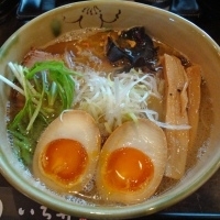 「塩ラーメン750円+味玉100円」@いち井の写真