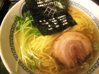 「塩らぁ麺（680円）」@煮干 丸めの写真